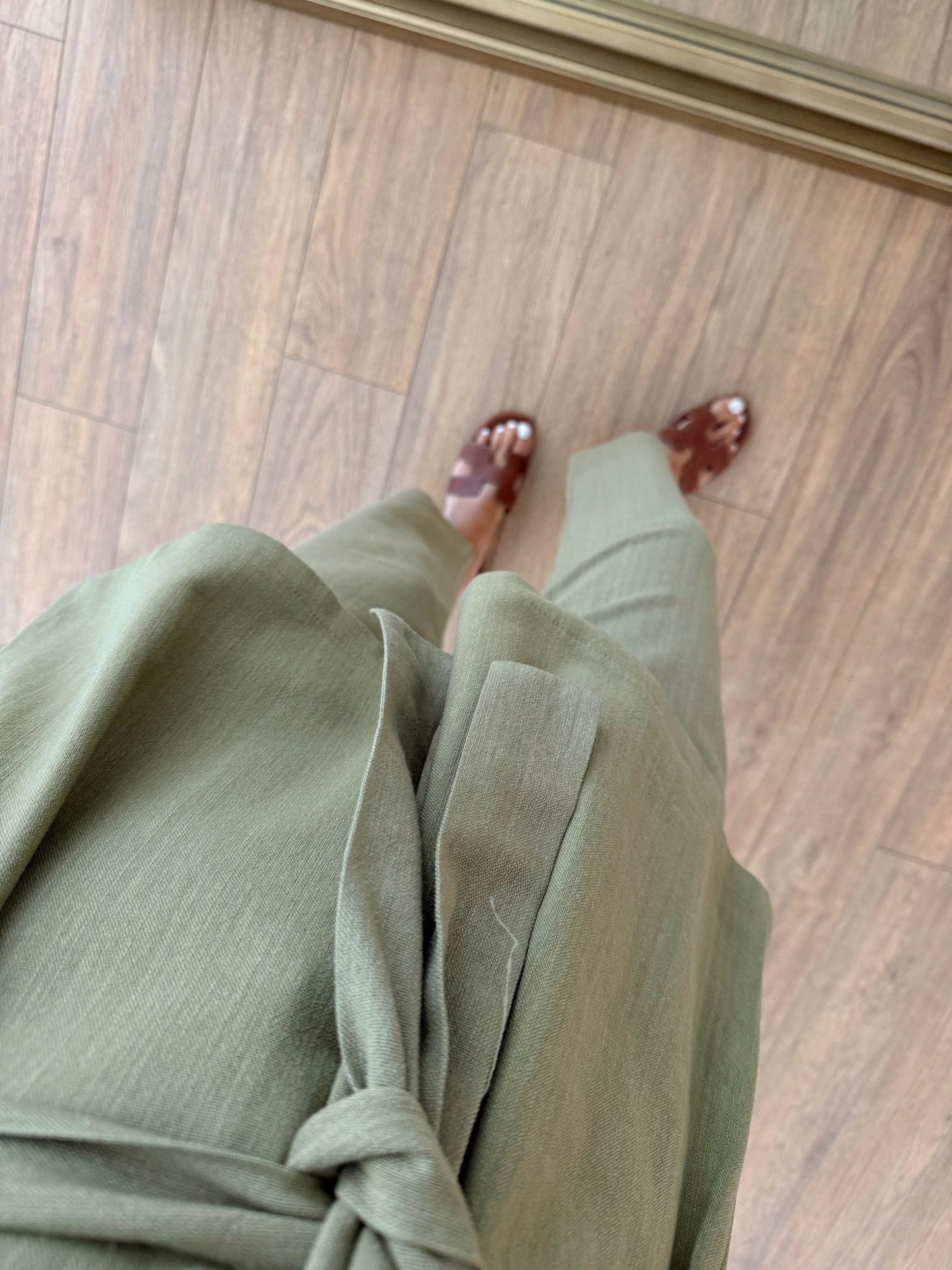 Orika Shoulder Twist Blouse-Pants Russian Suit