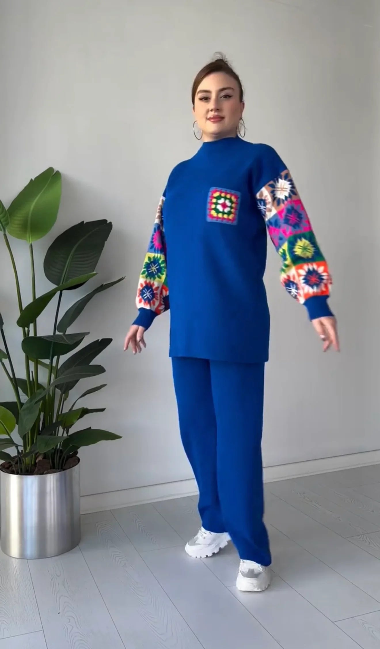 Raima Embriodery Coord Set
