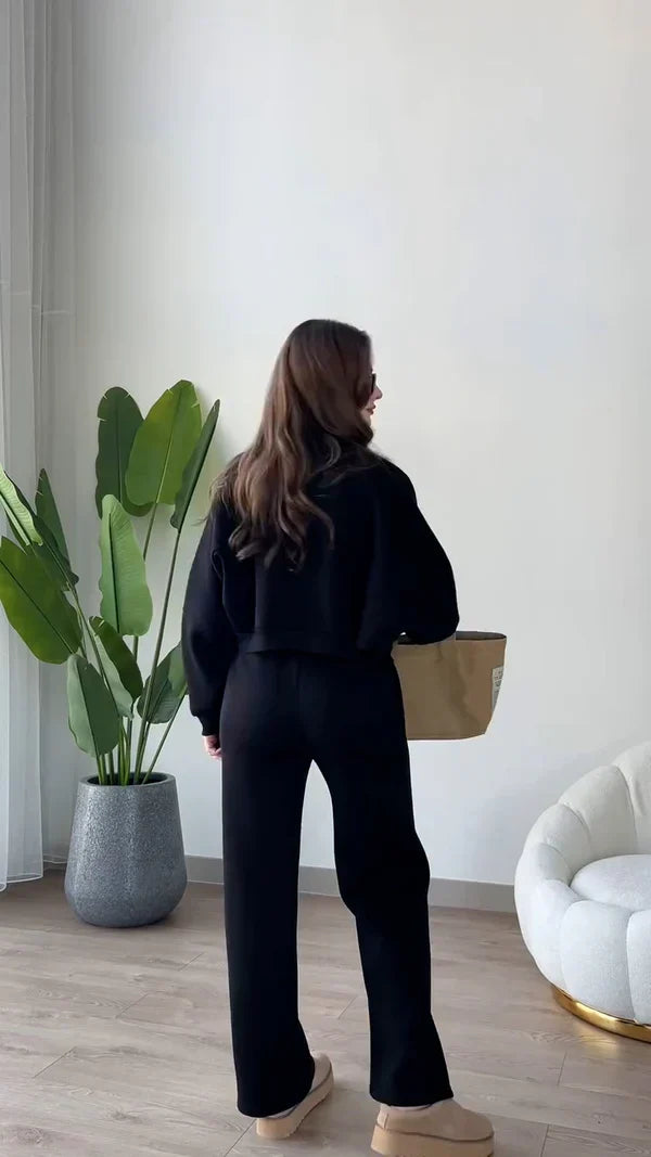 Women Casual Sports Sweatshirt and Jogger Pants (2-piece Set)